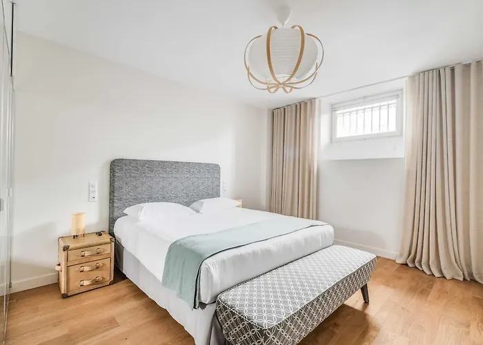 Spacious A C 1br 2p - Notre-dame *